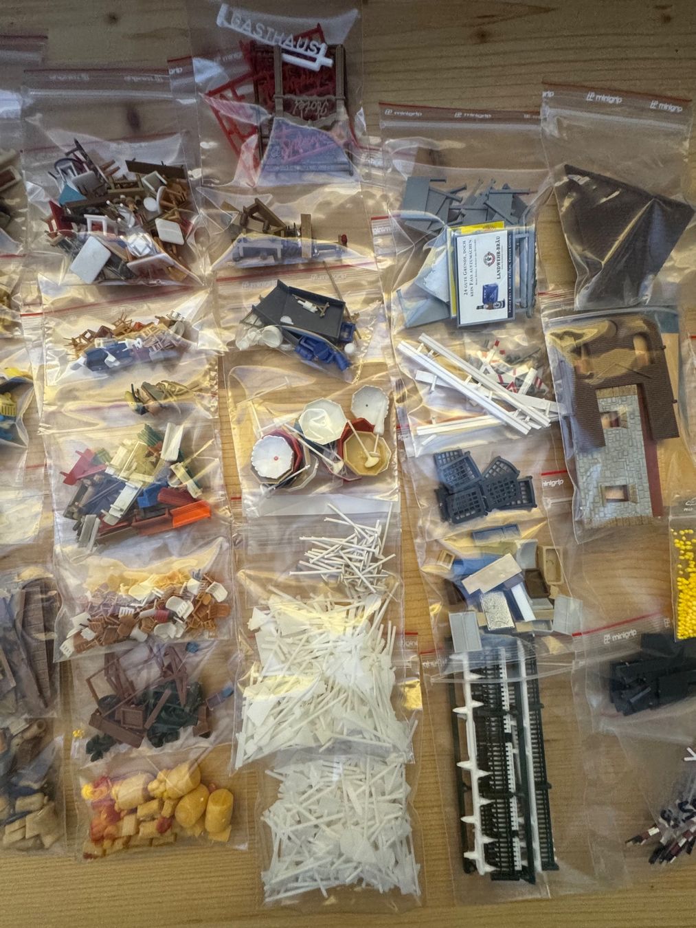Modelleisenbahnen: Viele kleine Teile spur HO – Gebraucht aus Klarsreuti von Sbirolipiero 3