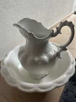 Waschschüssel mit passendem Krug