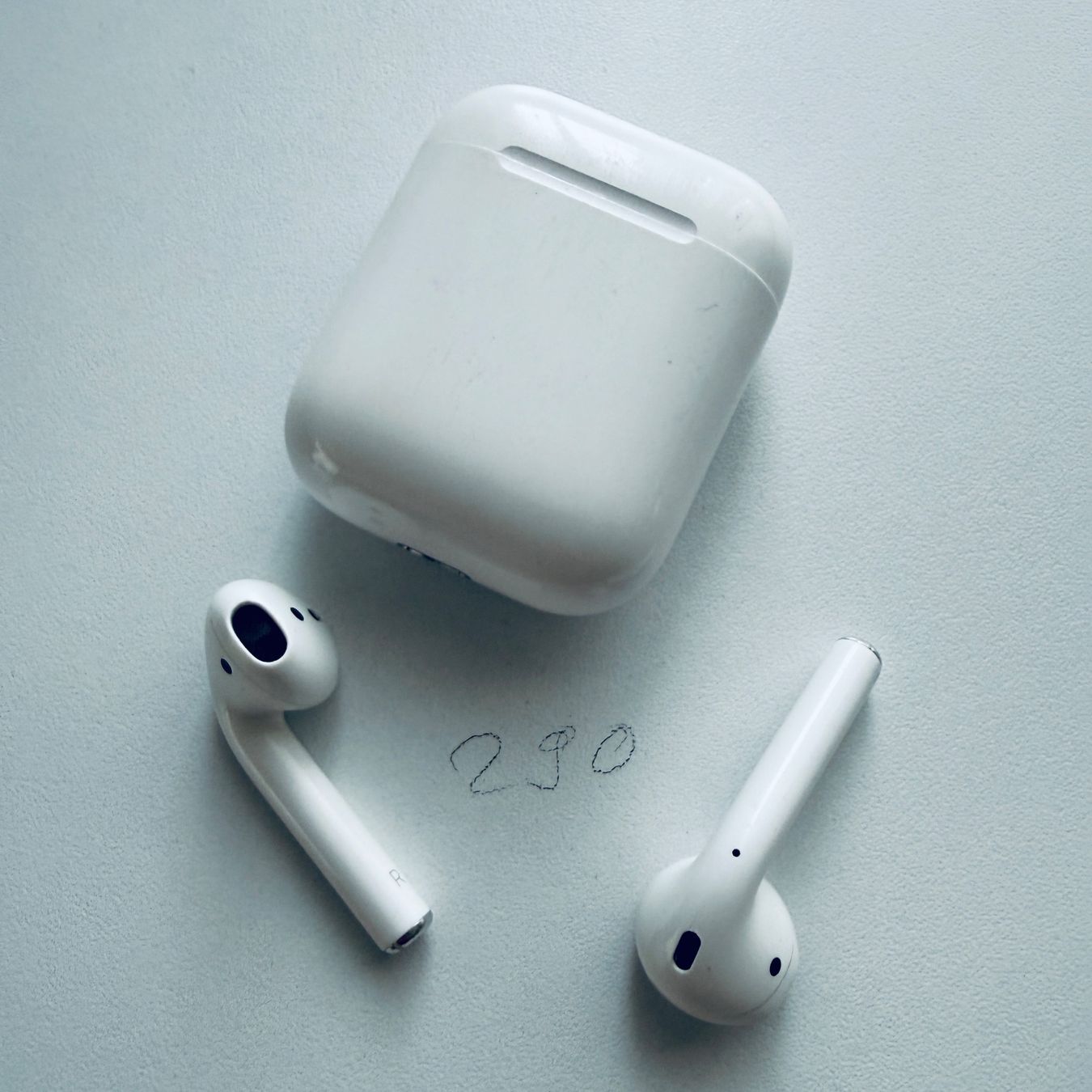Apple Cuffie: Original Apple AirPods 2 Gen. Wireless Kopfhörer & Case – Usato da Basel venduto da MY.AIRPODS.SHOP 7
