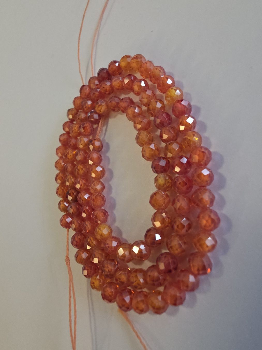 Mineralien & Heilsteine: Zirkon Orange facettiert 4mm. Strang – Neu und originalverpackt aus Menziken von Mirager 1
