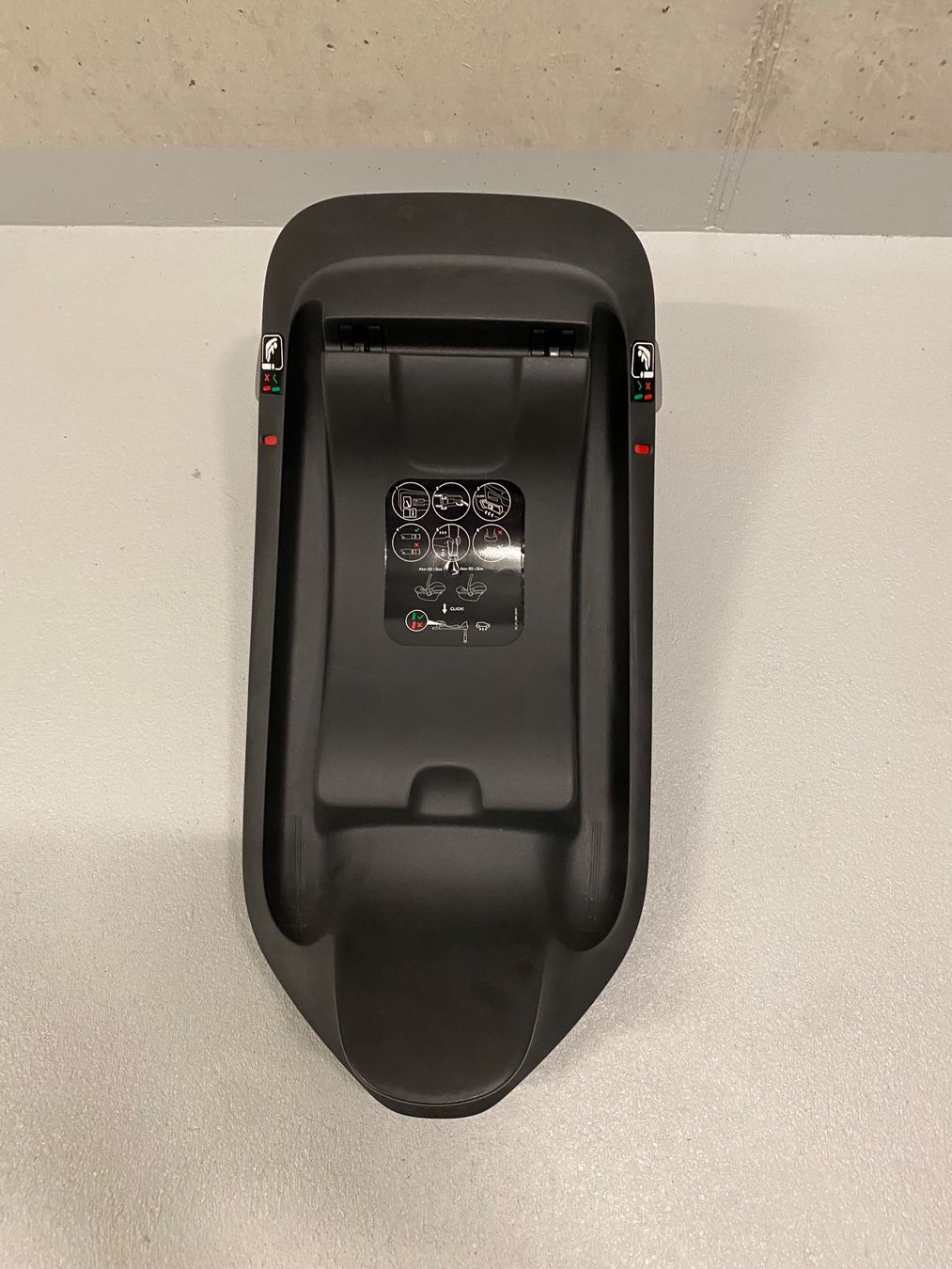 Cybex Seggiolini per auto: KINDERAUTOSITZ ATON B2 I-SIZE + BASE ONE – Nuovo (secondo la descrizione) da Volketswil venduto da has_n7qb 4