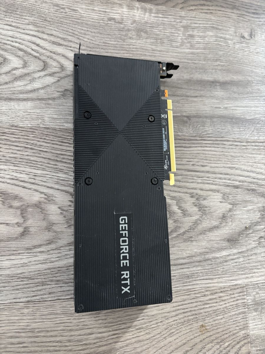 Nvidia Cartes graphiques: Grafikkarte Geforce RTX 2070 – D'occasion à Hägendorf par MadameRosa 1
