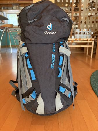 Deuter Guide 30+ SL Damen Wanderrucksack, guter Zustand