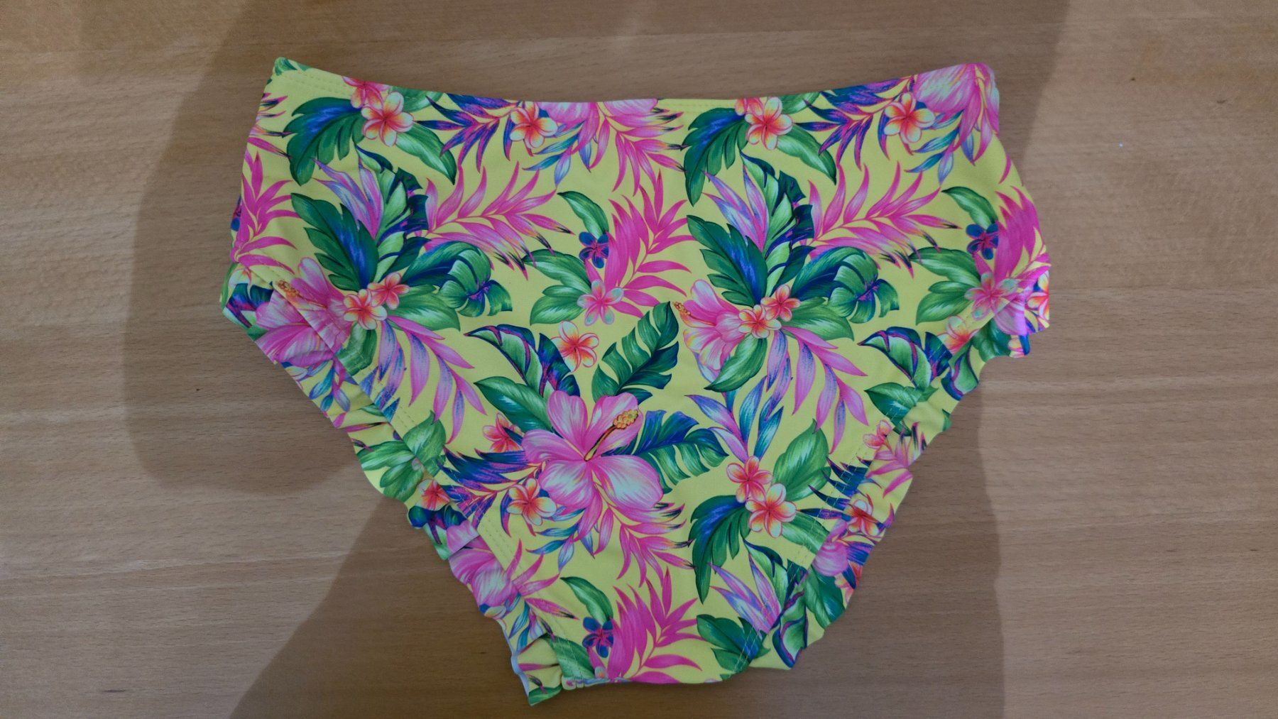 Shein Costumi da bagno & Bikini: 👧🏻 Mädchen Bikini - 146 / 152 - Tropen-Print & Rüschen 👙 – Nuovo (secondo la descrizione) da Thalwil venduto da VitaMini 3