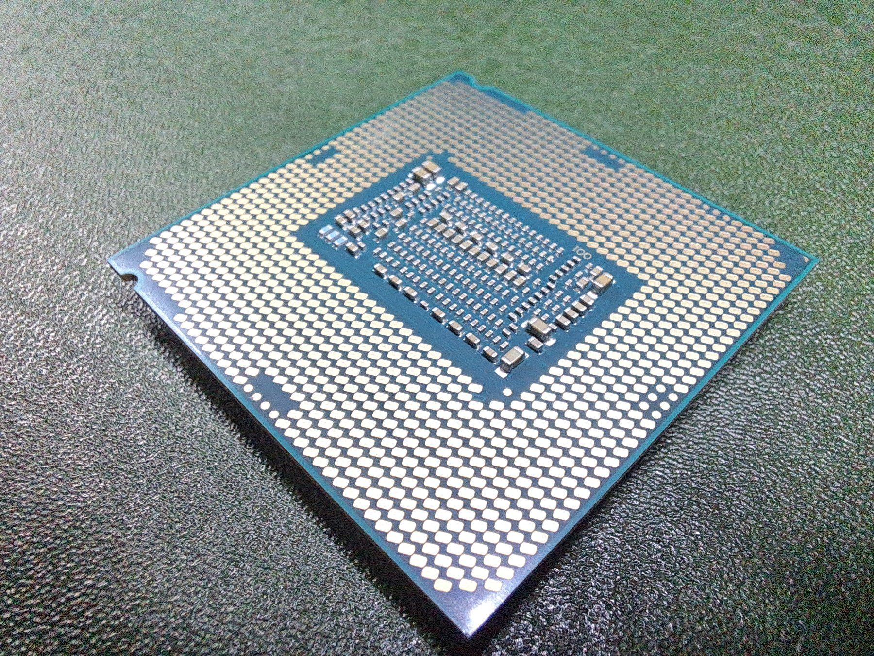 Componenti elettronici: Intel Core i7-8700 3.20GHz Processor – Usato da Pfäffikon SZ venduto da mar_6mpp 2