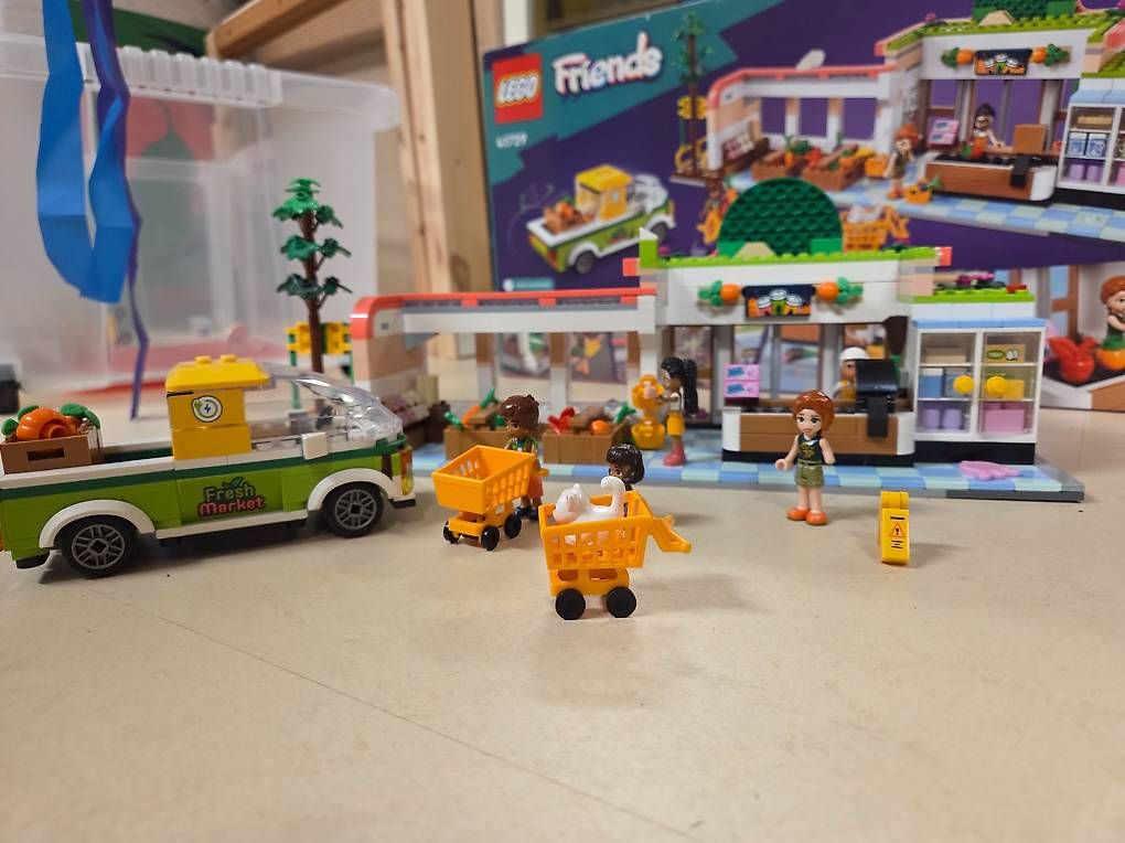 Lego Giocattoli: Lego Friends 41729 Bio-Laden – Usato da Dinhard venduto da Xspark 4