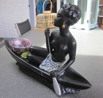 Mid Century Skulptur "Afrikanerin auf Einbaum", 50/60er
