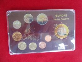 Euro Münzsatz 2004 stgl - Lettland  -Probe  - mit Zertifikat