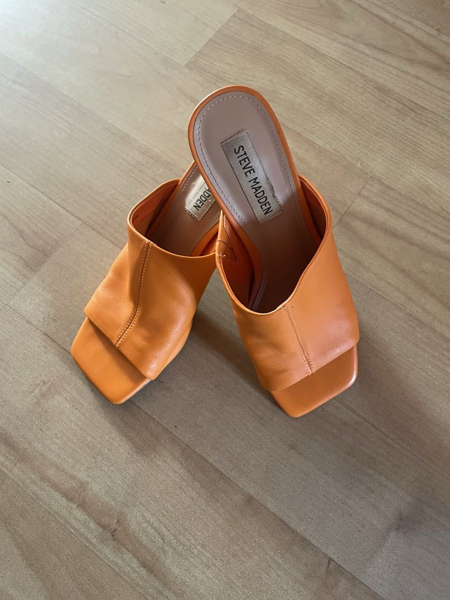 Steve Madden Damenschuhe: Steve Madden Mules Grösse 38 orange Leder – Gebraucht aus Zollikon von Ranunkulus
