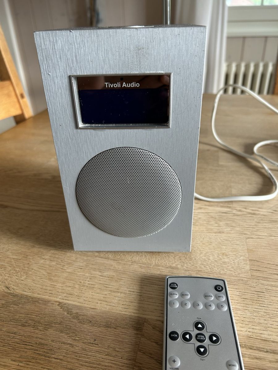 Radio: Tivoli DAB-Radio Audio 10+ – Usato da Ibach venduto da heifla