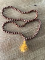 Mala Kette Rudraksha Samen mit Quaste braun