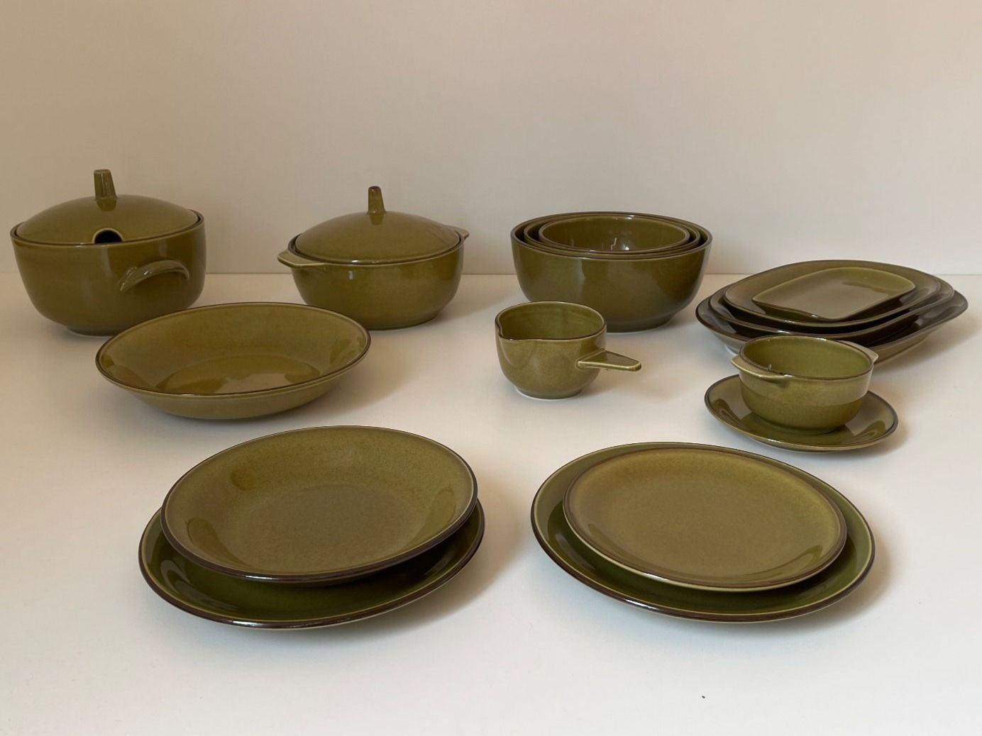 Rössler Piatti di portata: Rössler- 3 Platten / plats - 36/32/28 cm – Usato da Bern venduto da Vin-tage 3