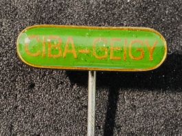W102 - Anstecknadel Nadel CIBA - GEIGY Basel Pharma Chemie