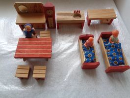 Puppenhaus Möbel Set TOK Spielzeug Holz gebraucht