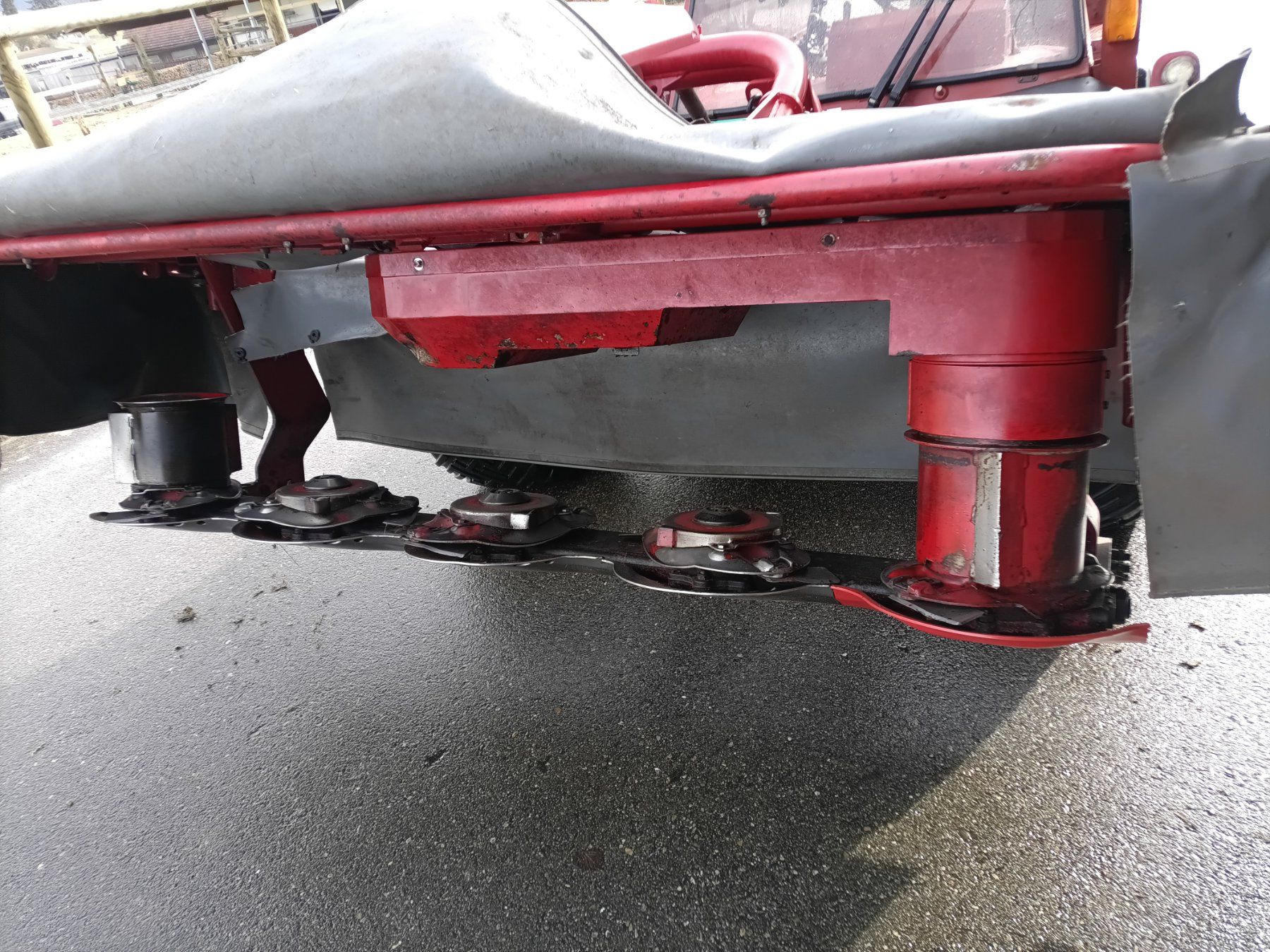 Lely Tutte le macchine: Scheibenmähwerk Lely – Usato da Ettiswil venduto da naturpower 5
