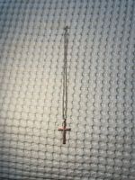 Kette mit Kreuz Anhänger silberfarben guter Zustand