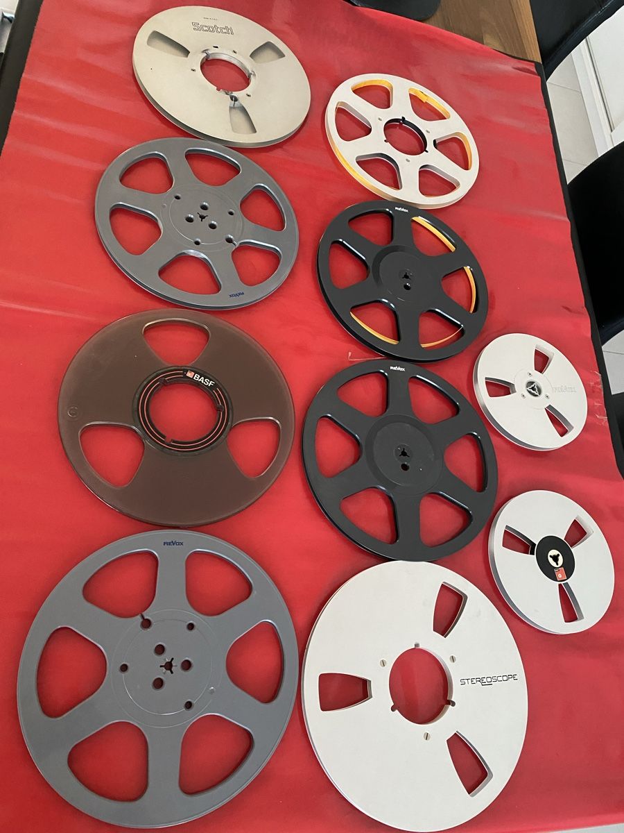 Revox Apparecchi a nastro: 10 Spulen Revox und andere – Usato da Luzern venduto da Harikan 2