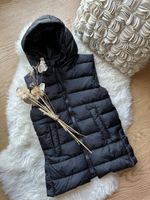 Schwarze Mädchenweste mit Kapuze, Gr. 134/140 *NEU