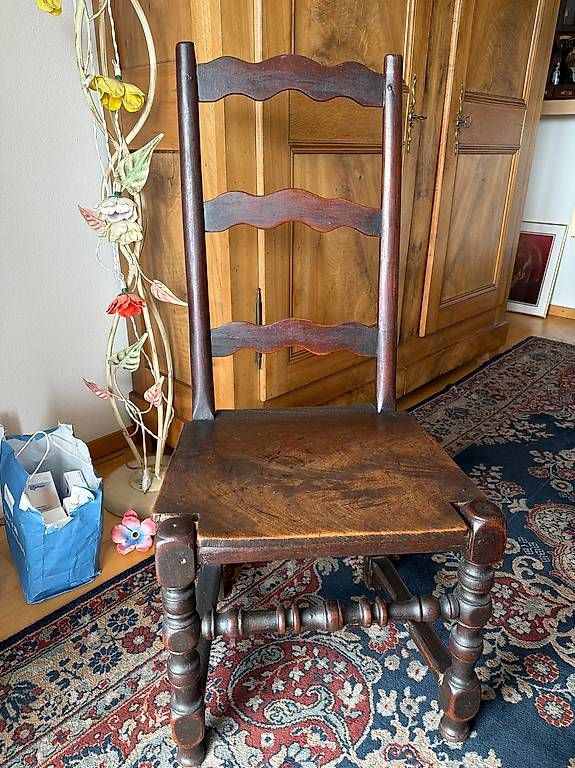 Sedie: Anciennes chaises en bois  – Usato da Preverenges venduto da mih_vqg5
