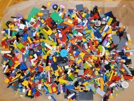 Lego - Grand lot de pièces variées/ Lego gemischte teile