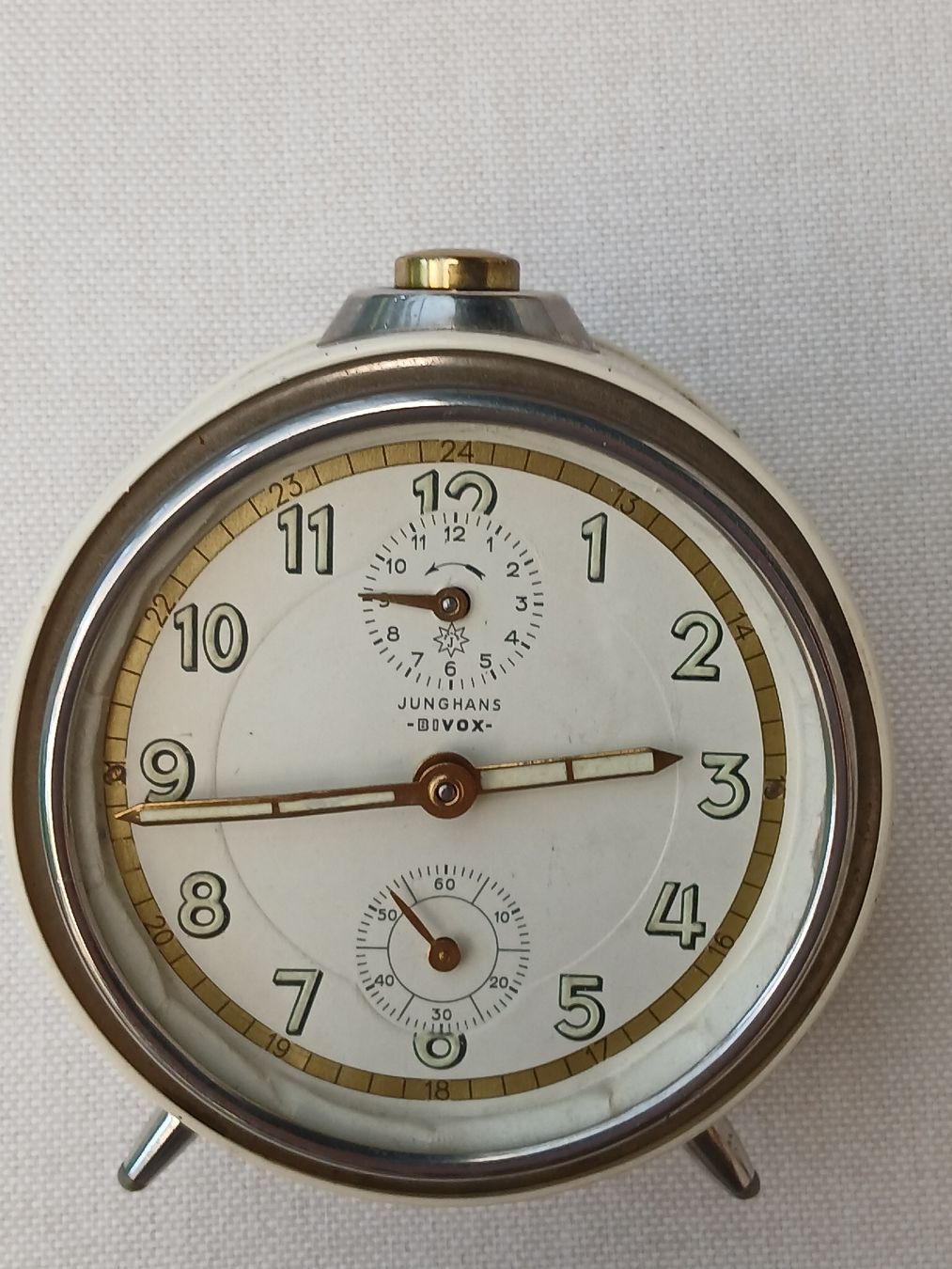 Junghans Orologi da terra & Orologi da parete: Junghans Bivox Mechanical Alarm Clock. – Usato da St-Cergue venduto da gar_x2b7 5