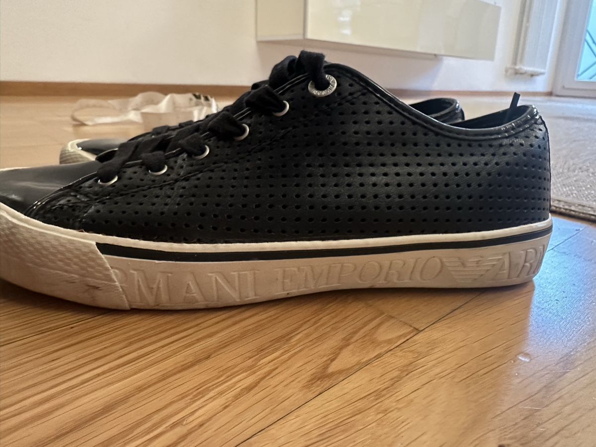 Armani Damenschuhe: Sneakers Emporio Armani – Gebraucht aus Paradiso von kat_srp7 1