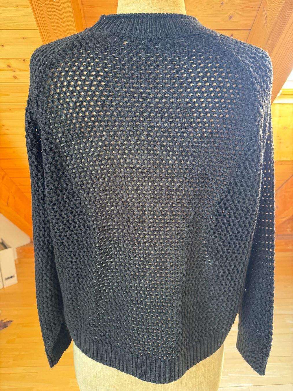 Maglioni & Felpe: Schwarzer Lochstrickpullover von Juul&Belle – Nuovo (secondo la descrizione) da Stäfa venduto da Mofi8712 4