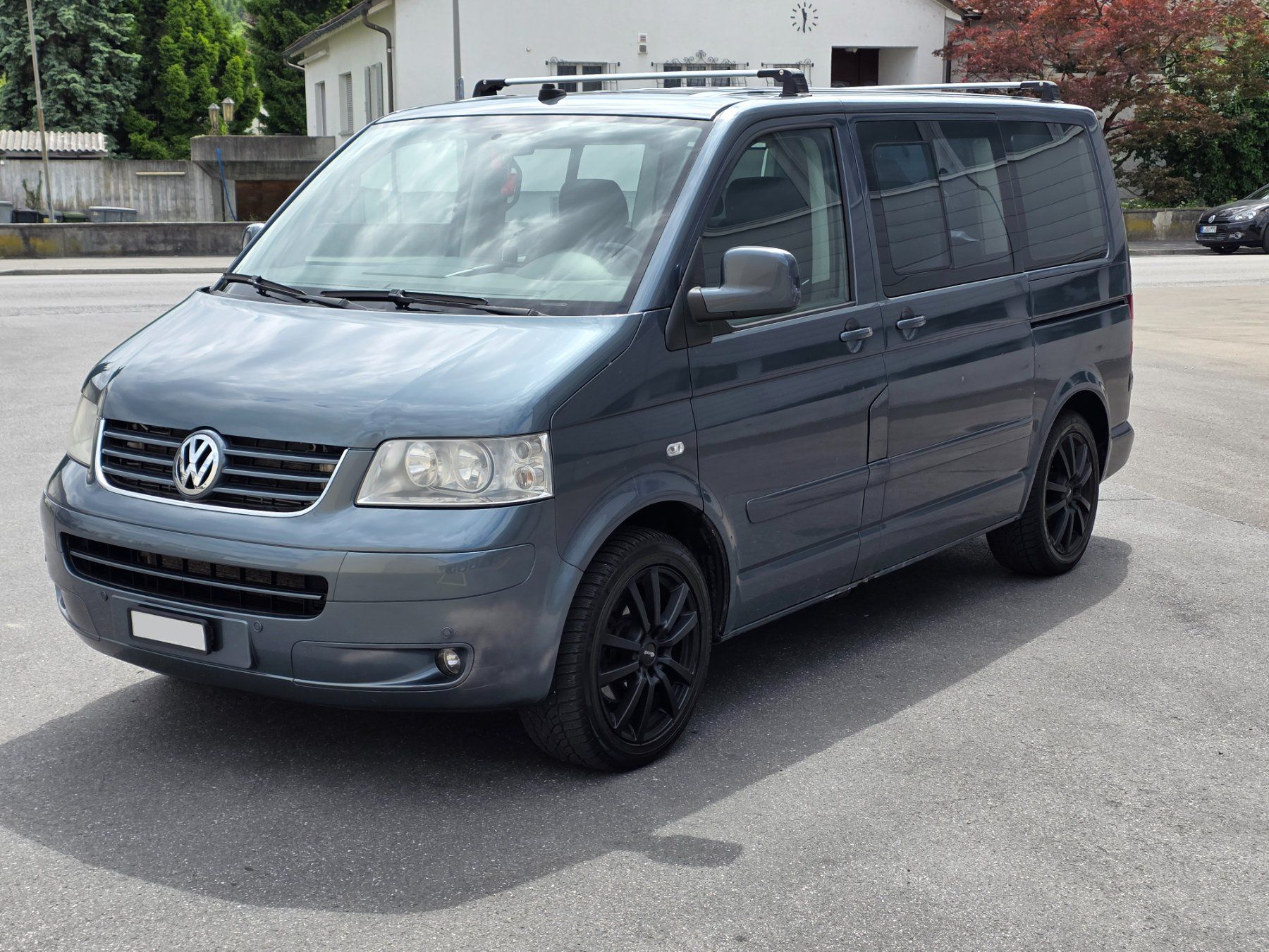 VW Automobili: VW T5 Multivan 4 Motion (4x4) – Difettoso da St. Margrethen SG venduto da FUDA-SPORTS 2
