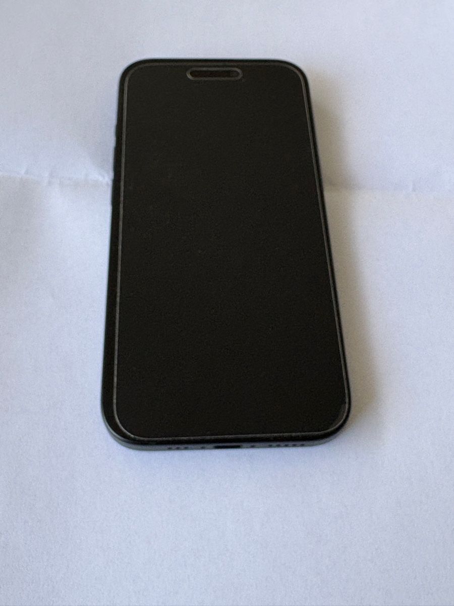 Apple Telefoni cellulari / Smartphones: iPhone 15, 128GB, schwarz  – Usato da Burgdorf venduto da Shawndx 1