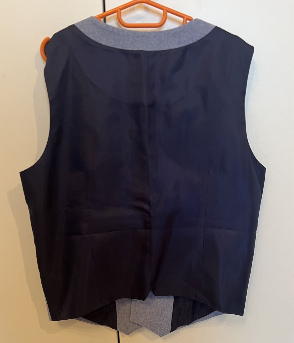 We Altro abbigliamento per bambino: Gilet für Kinder – Usato da Büttikon AG venduto da Jahacymipa.01 1