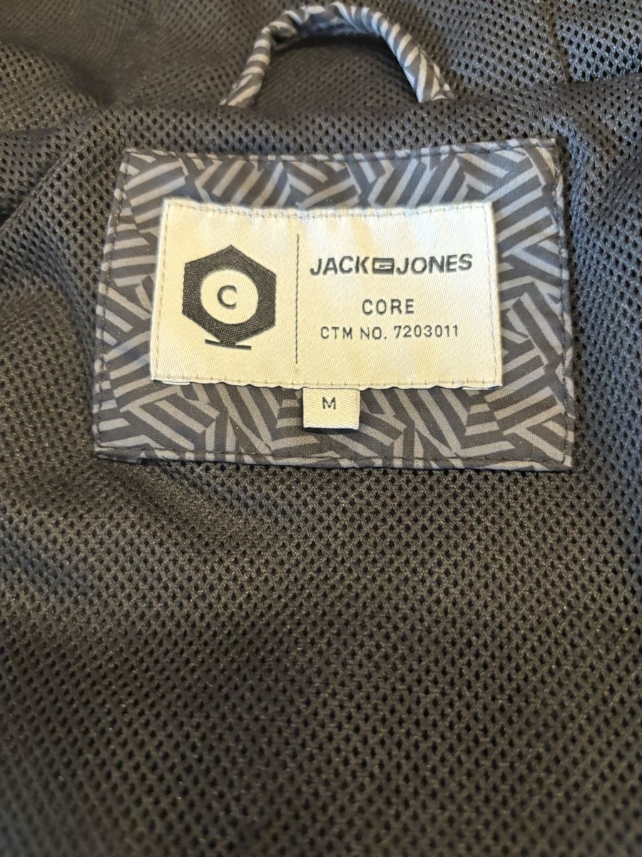 Jack & Jones Giacche: Jack & Jones Core Elements Jacke Gr.M – Usato da Oberdorf SO venduto da sa-na 4
