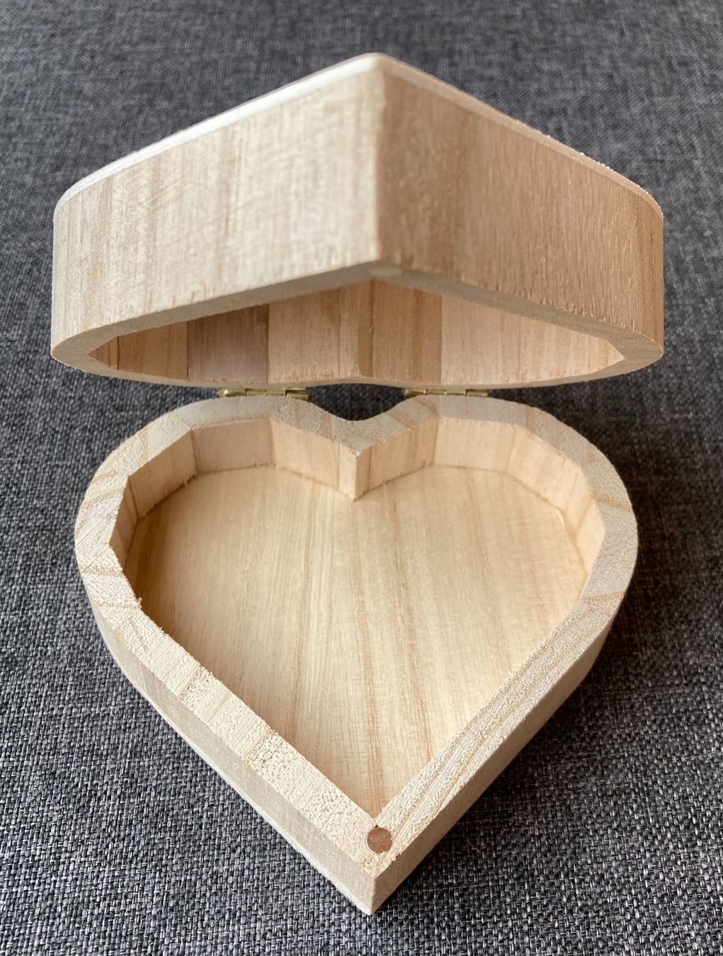 Tutte le decorazioni: Herz Geschenkbox mit Gravur – Nuovo e nell'imballaggio originale da Trimmis venduto da Laserart_FN 2