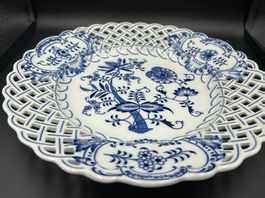 Kuchenteller mit Zwiebemuster 27cm, CEZCKOSLOVAKIA