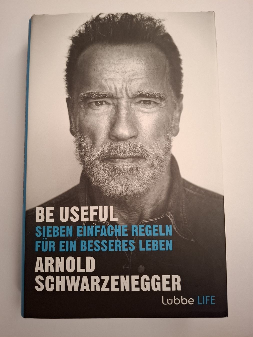 Libri: Arnold Schwarzenegger - Be Useful – Usato da glarus venduto da sar_b5z8