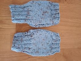 Mitaines tricotées main,  bleues