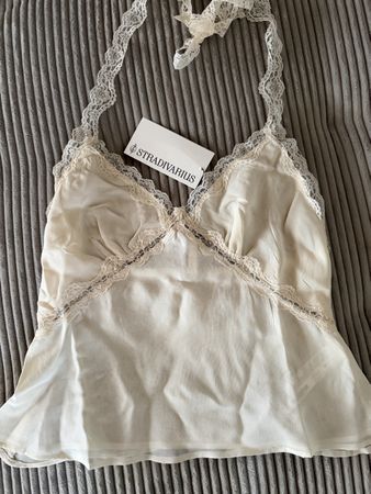 neuwertiges Top Grösse M von Stradivarius