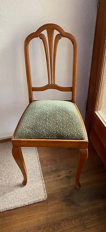 Chaises: Antiker Holzstuhl  – D'occasion à Plons par sus_ltg8