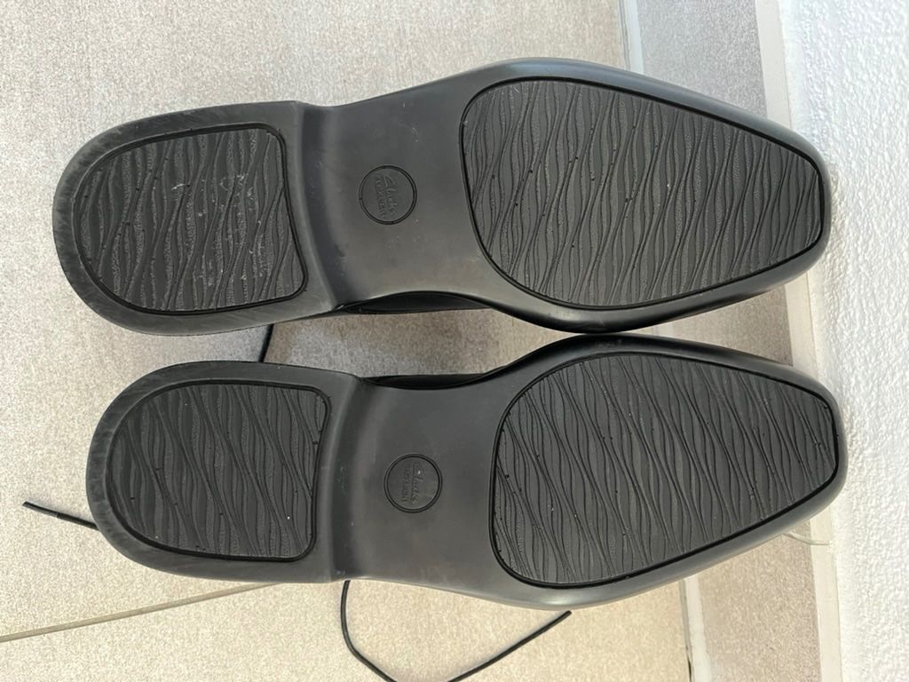 Clarks Herrenschuhe: Chaussures  /  Herrenschuhen  CLARKS  - T40 – Neu und originalverpackt aus Arzier-Le Muids von WinT078 4