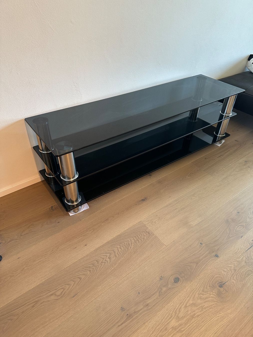 Mobili TV: Glas tv möbeel – Usato da Oberdorf SO venduto da Chicca58 1