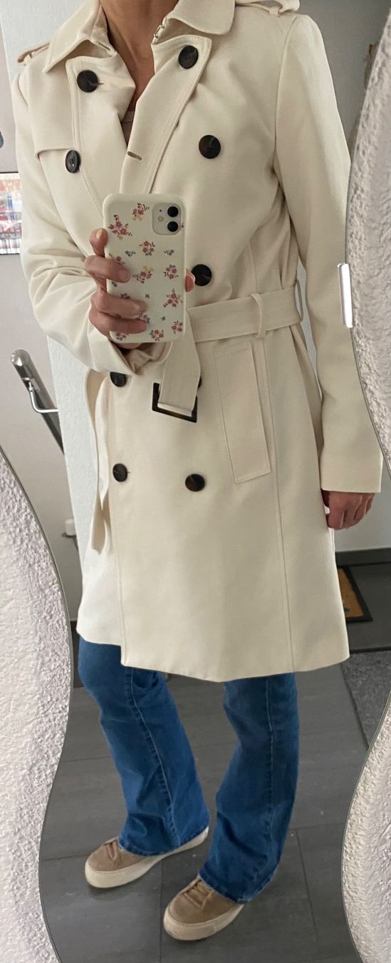 H&M Cappotti: Trenchcoat H&M – Usato da Arni BE venduto da Labello75 1