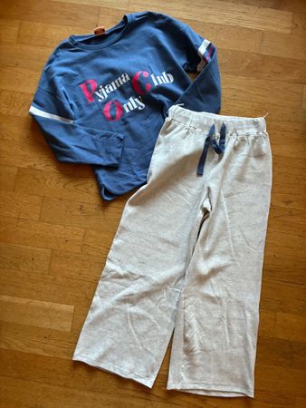 Tolles Pyjama/Homedress Gr. 128, Neu