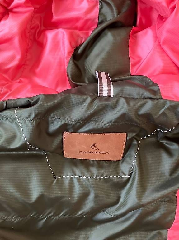 Vestes: capranea jacke grösseS – D'occasion à baar par Lstar 3