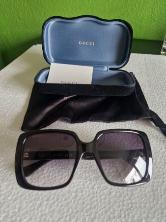 Gucci Sonnenbrille mit eckigem Rahmen