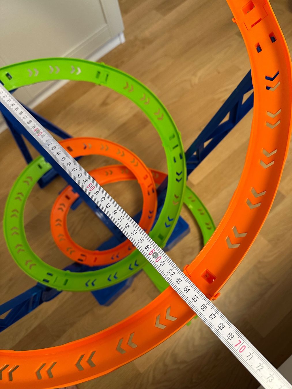 Hot Wheels Rennbahnen: Hot Wheels Crash-Spirale Rennbahn – Gebraucht aus Sevelen von JanosHanol 5