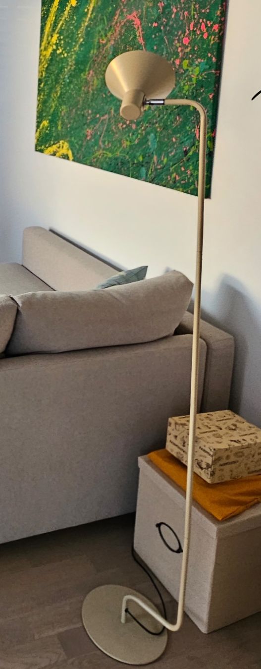 Lampen: Lampadaire  – Neu (gemäss Beschreibung) aus Lausanne von ram_tw68