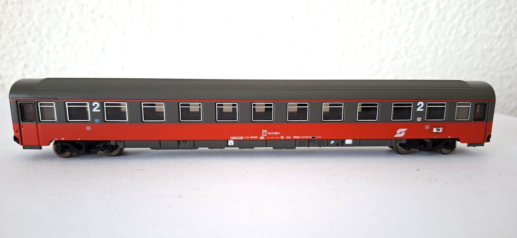 Arnold Modellini di ferrovie: Arnold ÖBB Bmz – Usato da Biberist venduto da Ntrains