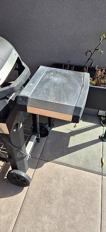 Grils: Grill électrique Weber Pulse 2000 avec chariot & tablette – D'occasion à Sion par kromega 1