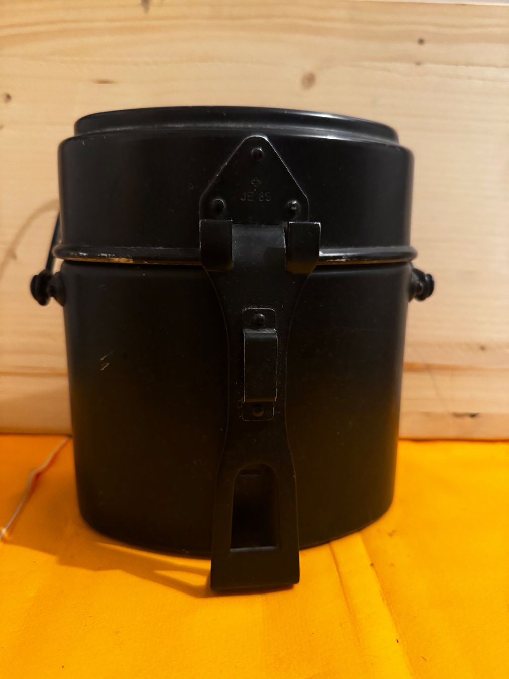 Geschirrsets: Gamelle Essgeschirr – Gebraucht aus Thun von Atelier 2
