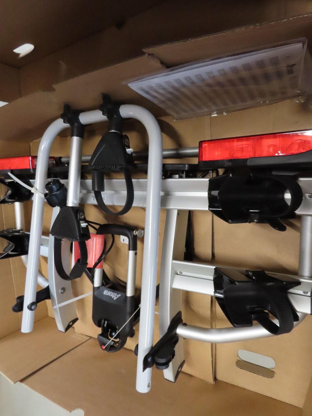 Atera Tutti i ricambio: Fahrradträger – Usato da Alpnach-Dorf venduto da Hess-Automobile 2