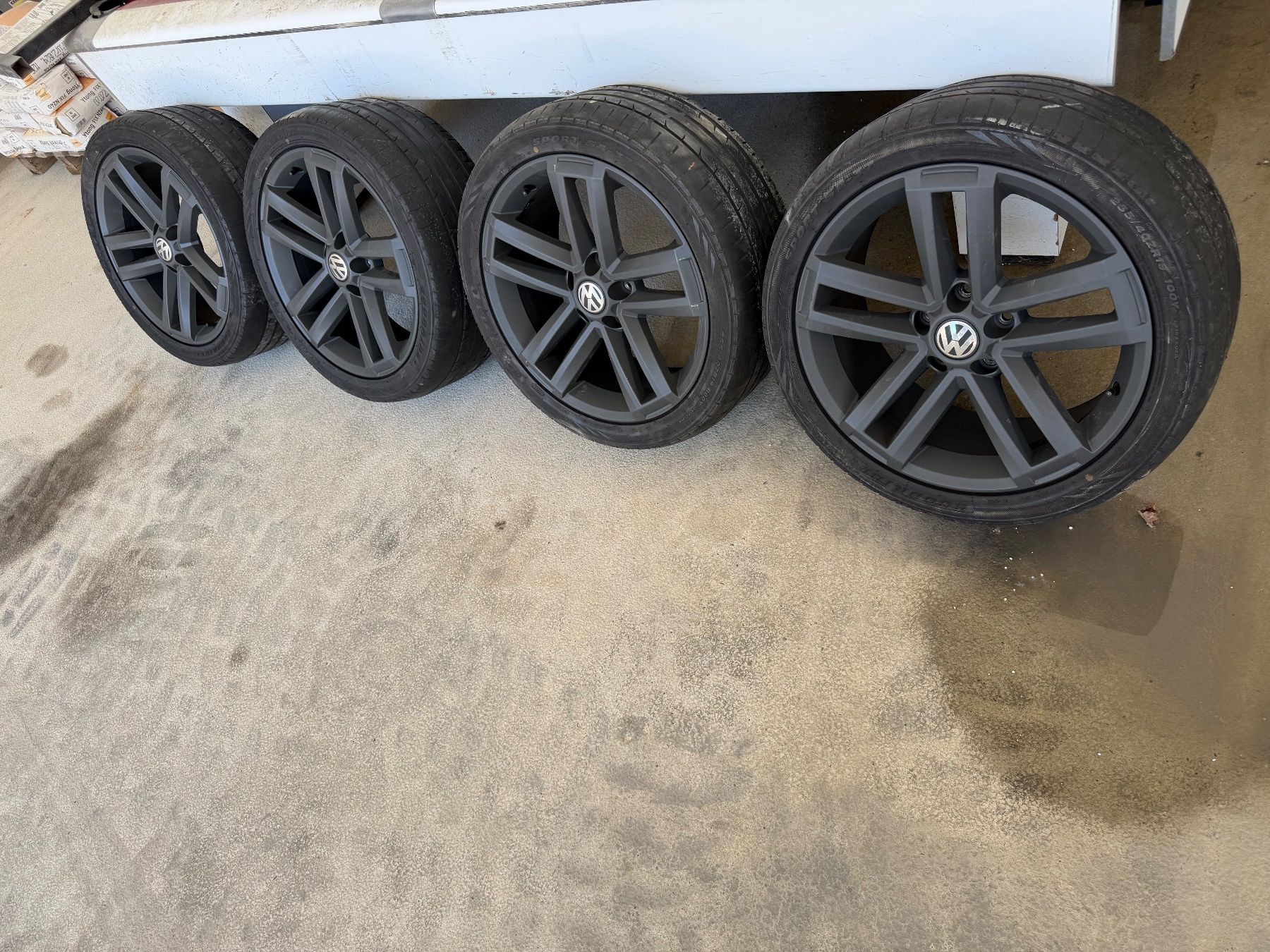 Volkswagen Pneumatici & Ruote complete: Felgen Amarok , T6 – Usato da Herznach venduto da Meritonhoxhaj 4